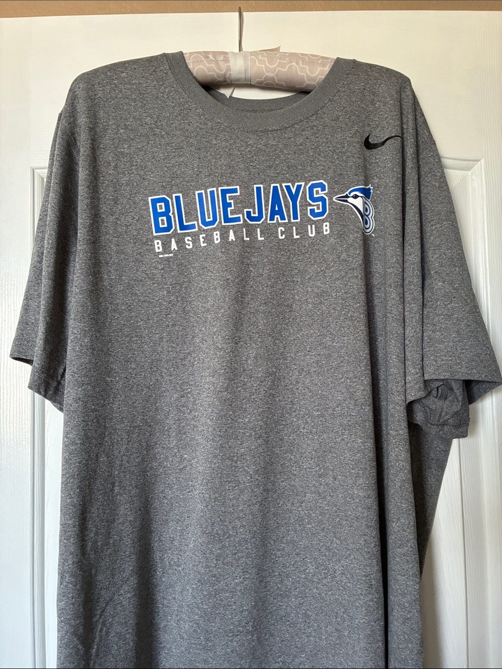 Nike Dri Fit Gray BlueJays Baseball Club Graphic Tee. Men’s XXL